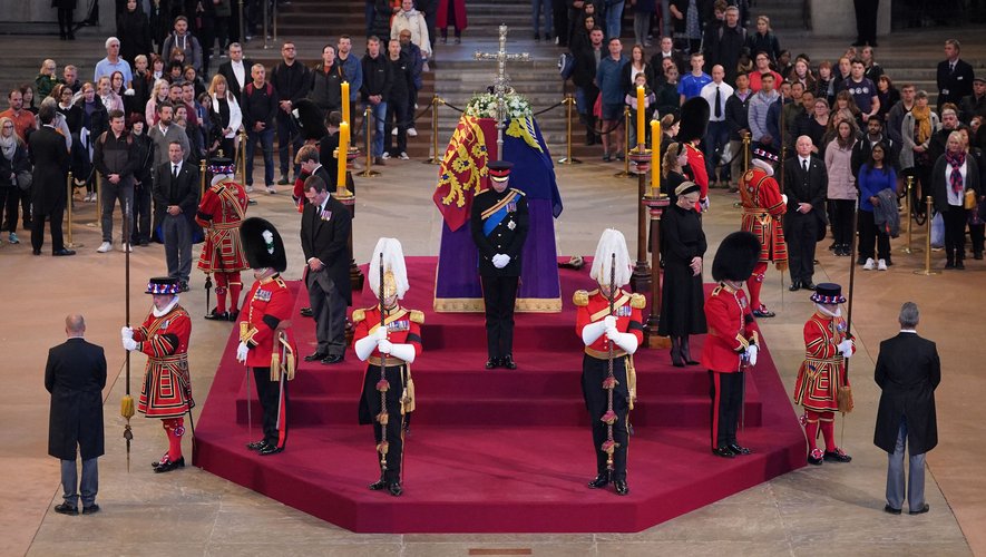 Le monde se rassemble à Londres pour les funérailles d'Elizabeth II